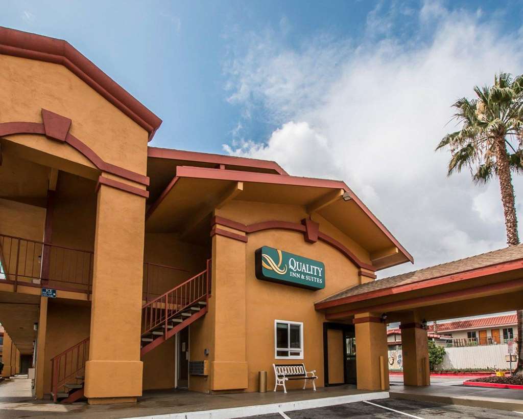 Americas Best Value Inn & Suites Escondido Exterior photo